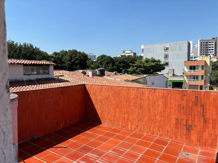 Lujosa Casa, Excelente Sector, Amplia Con Piscina Villa Cúcuta Eksteriør billede