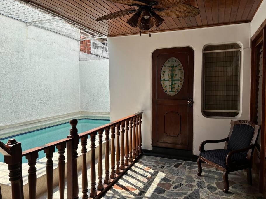 Lujosa Casa, Excelente Sector, Amplia Con Piscina Villa Cúcuta Eksteriør billede